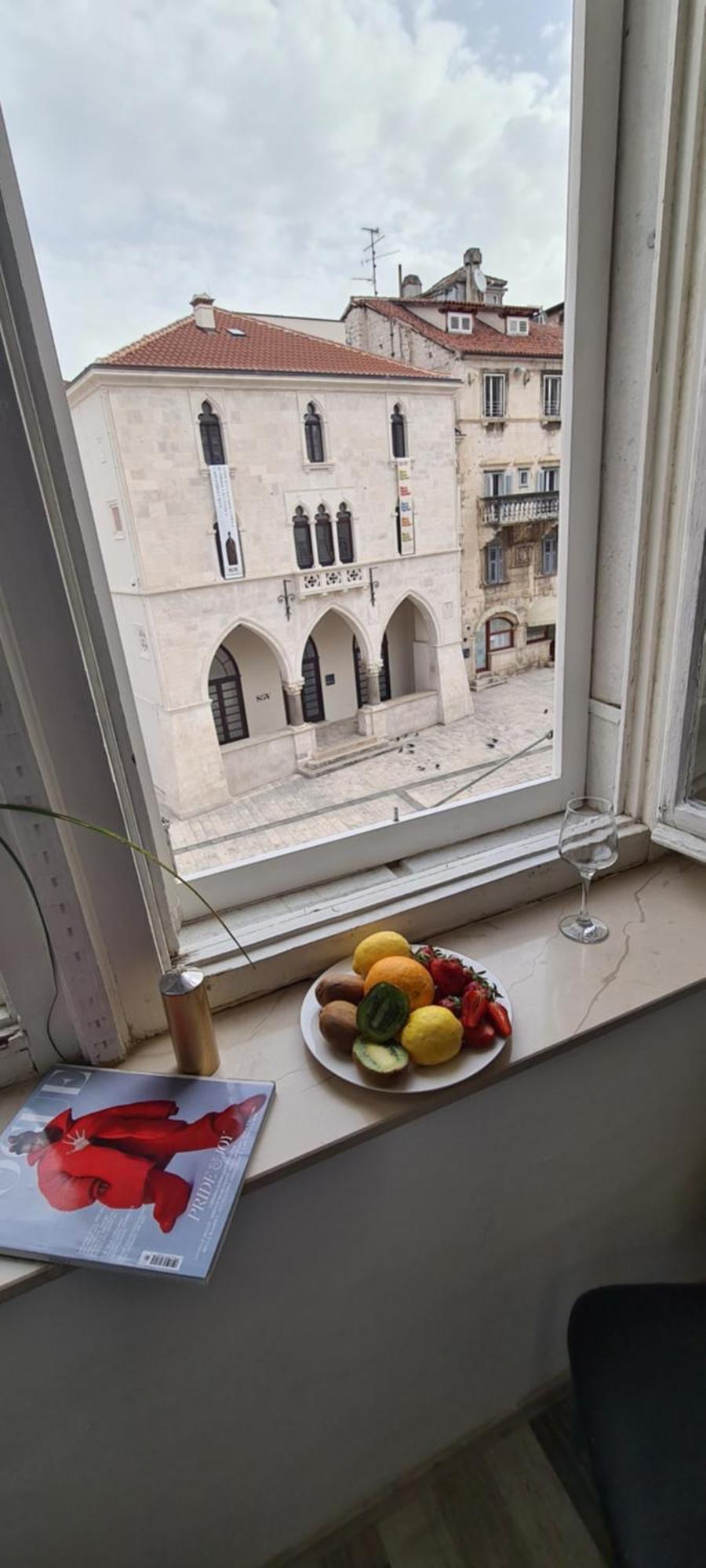 Old Square View Apartment Split Exterior foto