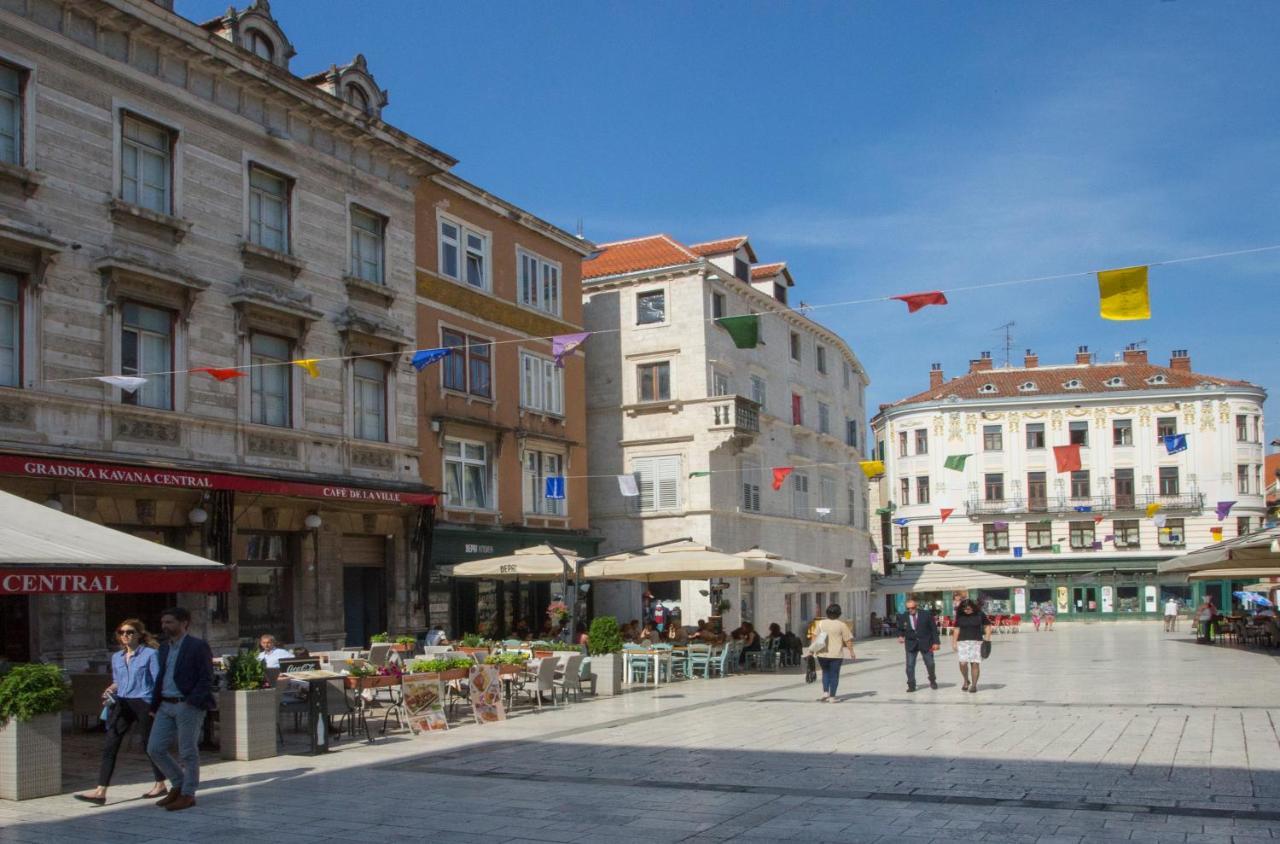 Old Square View Apartment Split Exterior foto